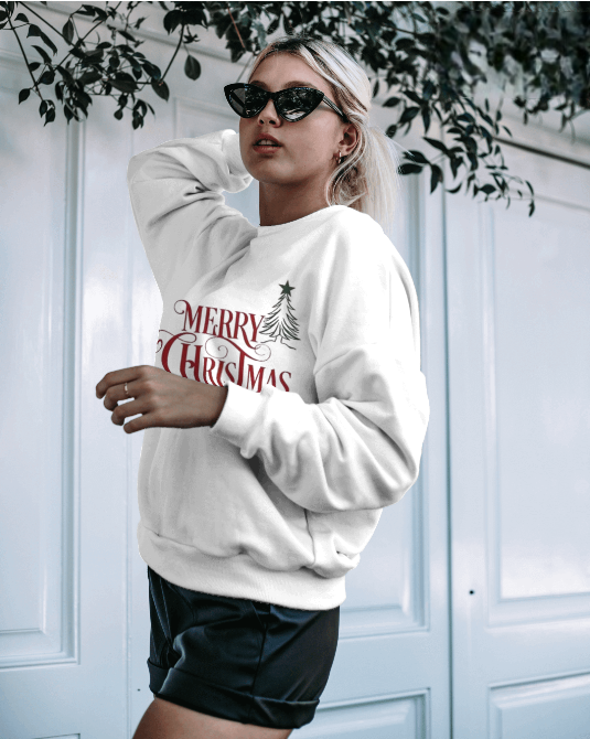 W: "MERRY CHRISTMAS" SWEATSHIRT
